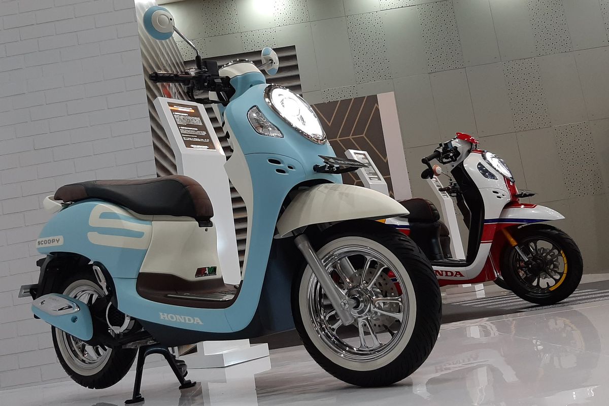 Modifikasi All New Honda Scoopy garapan R-Autoworks