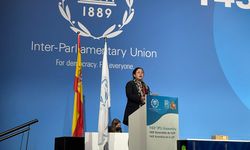 Puan: Indonesia Harus Siap Siaga Cegah Corona Varian Omicron