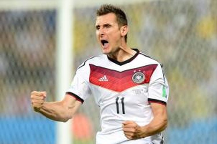 Striker Jerman, Miroslav Klose. 