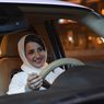 Pengemudi Perempuan Lebih Aman Isi Bensin dari Dalam Mobil