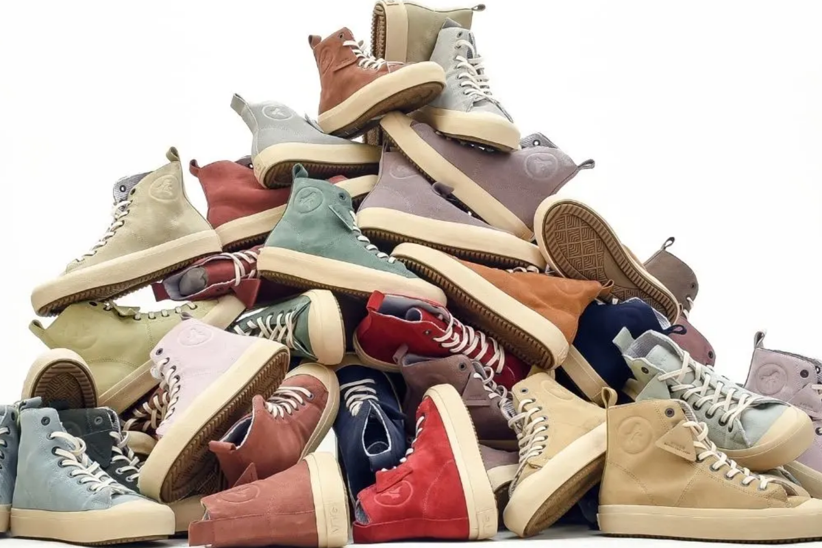 Brodo merilis koleksi terbaru dari olahan limbah kulit sisa industri sepatu pengrajin lokal. 
