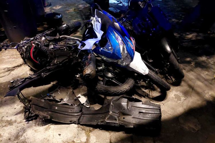 Sepeda motor yang terlibat kecelakaan maut di Bawen, Kabupaten Semarang, Jawa Tengah 