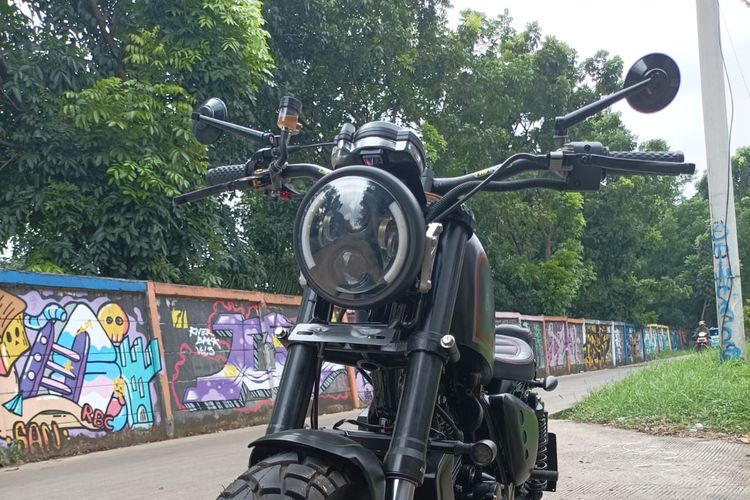 Yamaha Scorpio 2008 yang lama jogrok dimodifikasi agar bisa dipakai harian.