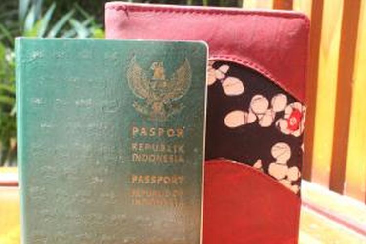 Mengajukan paspor baru atau mengurus penggantian paspor lebih mudah dan nyaman secara online.