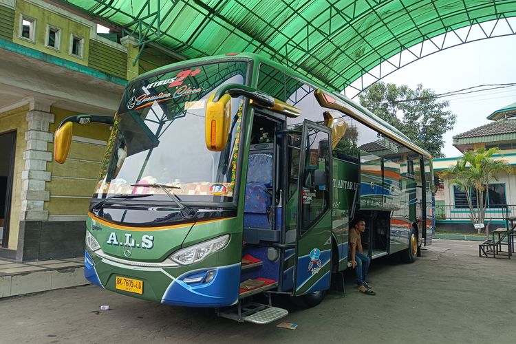 Pengusaha Otobus Mulai Menikmati Tol Trans-Sumatera