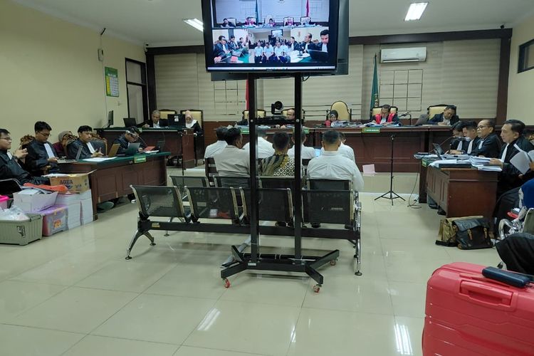Bukan Pemenang Kontrak, Saksi Ungkap Penggarap Proyek Kolam Tanjung Perak Rp83,2 Miliar