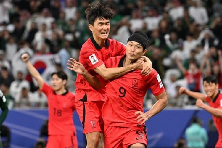 Penyerang Korea Selatan, Cho Gue-sung, berselebrasi seusai mencetak gol dalam 16 besar Piala Asia 20233 antara Arab Saudi vs Korea Selatan di Stadion Education City pada 30 Januari 2024. Artikel ini berisi hasil 16 besar Piala Asia 2023. Artikel ini berisi jadwal perempat final Piala Asia 2023.
