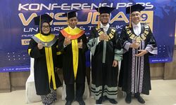 Wisuda UT 2024, Rektor Tegaskan Komitmen Buka Akses Pendidikan Tinggi Tanpa Batas