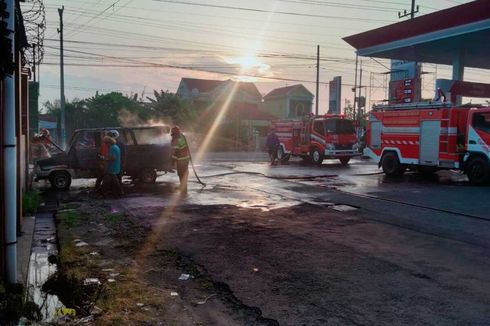 Mobil Terbakar di SPBU Begajah Sukoharjo, Terdengar Dentuman, Ini Dugaan Penyebabnya