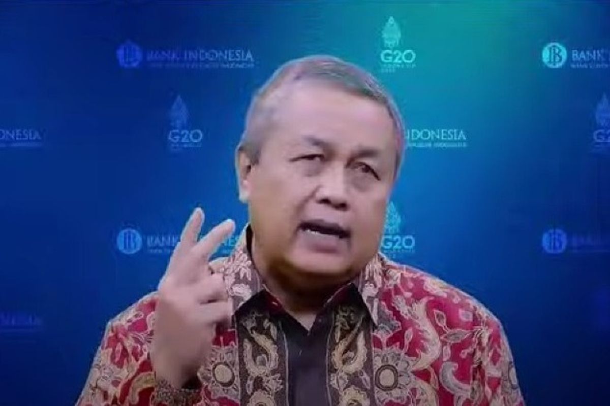 Gubernur Bank Indonesia (BI) Perry Warjiyo saat Peluncuran Buku Kajian Stabilitas Keuangan September 2022, Jumat (21/10/2022).