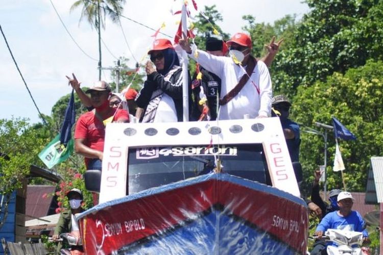 Kampanye terbuka dilakoni calon Bupati dan calon Wakil Bupati Buru Selatan,Safitri Malik Soulisa-Gerson Elieser Selsily.