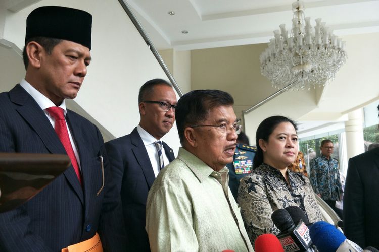 Wakil Presiden Jusuf Kalla usai rapat penanggulangan bencana, Rabu (9/1/2019).