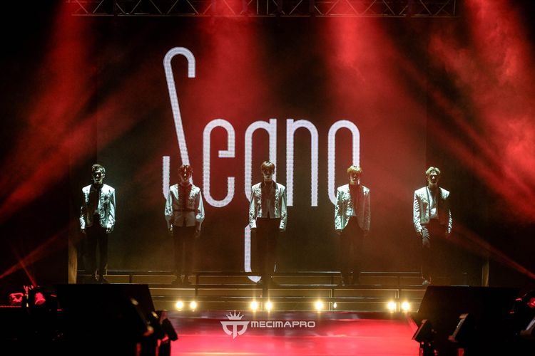 NUEST menggelar konser bertajuk Segno digelar di Istora Senayan, Jakarta, Sabtu (3/8/2019).