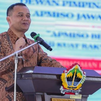 Gubernur Jawa Tengah Ahmad Luthfi menghadiri silaturahmi dan halal bihalal Apmiso Jawa Tengah di Wisma Perdamaian Semarang pada Jumat, (17/4/2026).