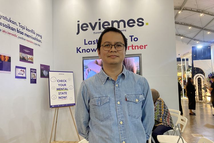 Dr. James Darmapuspita A dari Jeviemes Mental Health Clinic pada acara Bridestory Market, ICE BSD, BSD, Jumat (2/5/2025).