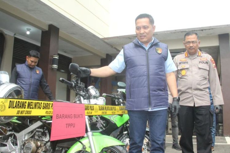 13 Kendaraan Hasil Penipuan Berkedok Investasi Fiktif Rp 78 Miliar di Semarang Disita, Apa Saja?