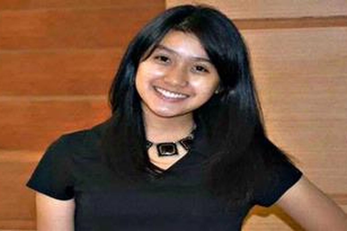 Di usia muda, Aghnia dianggap mampu menginspirasi generasi muda untuk berwirausaha dan sukses dalam kuliah.