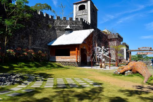 Gunung Merapi Siaga, The Lost World Castle Tetap Buka