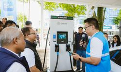 Jelang Nataru 2025/2026, PLN Turun ke Lapangan Pastikan Kesiapan SPKLU lewat PLN Mobile EVenture