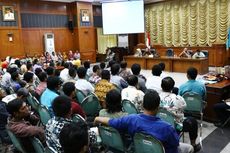 Kirim Surat Minta Pekerjaan, Warga Surabaya Diprovokasi Risma untuk Wiraswasta