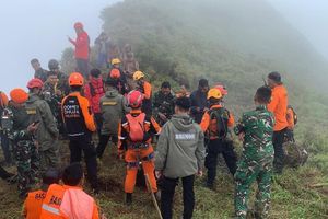 Satu Korban Penumpang Pesawat ATR 42-500 Ditemukan di Jurang Gunung Bulusaraung
