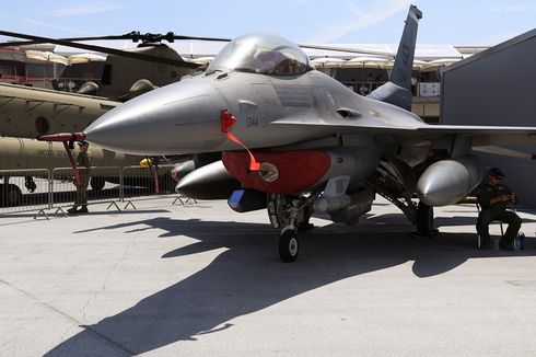 Slowakia Beli 14 Unit Jet Tempur F-16 Buatan AS