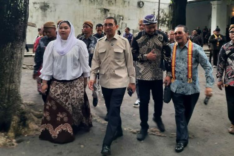 Hadiri Halalbihalal Keraton Solo, Fadli Zon Sebut Momentum Penting Perkuat Kerukunan