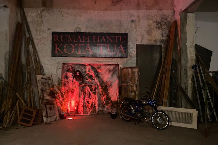 Rumah Hantu Kota Tua di gedung Dharma Niaga, Kota Tua, Jakarta Barat, Kamis (23/11/2023).