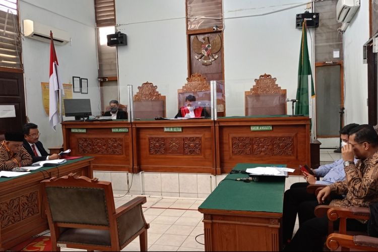 Sidang gugatan praperadilan Gubernur nonaktif Papua Lukas Enembe terkait sah atau tidaknya penetapan tersangka di PN Jakarta Selatan, Senin (17/4/2023).