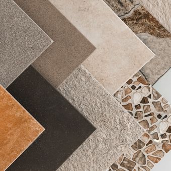 Ilustrasi ubin keramik. 