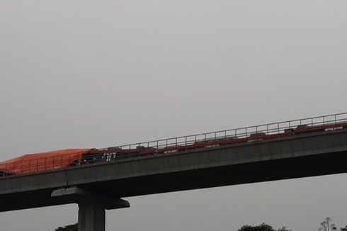 Baru Tahap Uji Coba, Dua Kereta LRT Jabodetabek Cawang-Cibubur Bertabrakan