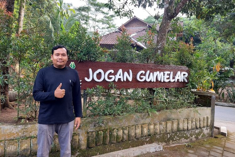 Pemilik homestay Jogan Gumelar di Desa Karangrejo, Borobudur, Ratno Timur