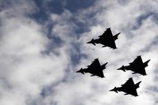 Pesawat Militer Spanyol Jatuh Usai Parade Hari Kemerdekaan