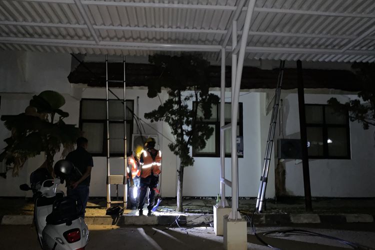 Tiang Listrik di Kantor Dinas PUPR Indramayu Terbakar, Kadis Pastikan Gedung Aman