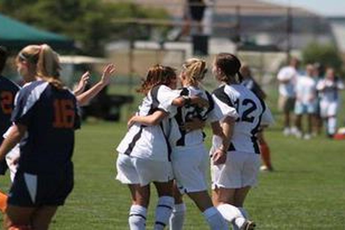 Ilustrasi sepakbola siswi