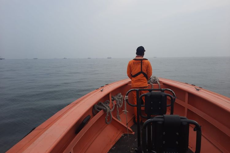 Seorang anak buah kapal (ABK) KM Inti Marina bernama Dede Setiawan (24) diduga tenggelam di perairan Pantai Mutiara, Penjaringan, Jakarta Utara.