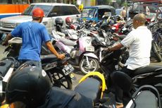 Peraturan Larangan Sepeda Motor Dikhawatirkan Timbulkan Parkir Liar