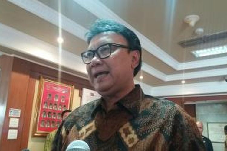 Menteri Dalam Negeri Tjahjo Kumolo di Kantor Kemendagri, Jakarta, Selasa (1/12/2015)