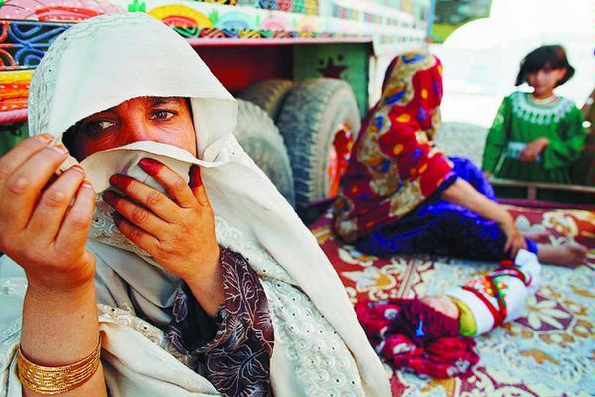 Perempuan Afganistan di pengungsian.