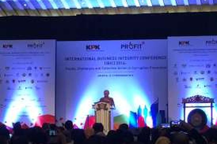Ketua Komisi Pemberantasan Korupsi (KPK) Agus Rahardjo memberikan sambutan dalam acara International Business Integrity Conference di Hotel Grand Sahid, Jakarta, Rabu (16/11/2016).