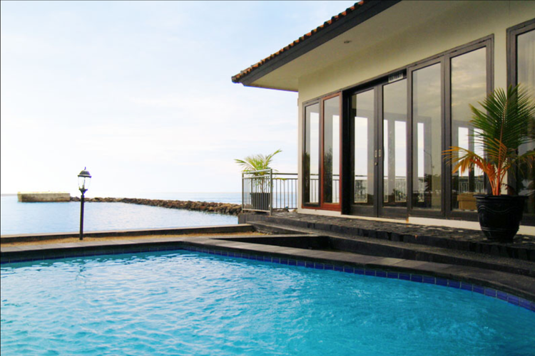 Pemandangan di Bintang Laut Resort, salah satu resort pantai dekat Jakarta.