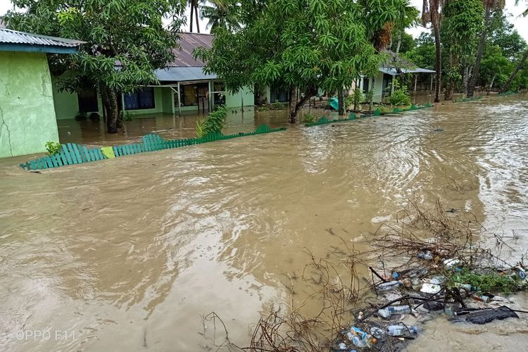  Air merendam permukiman di sejumlah desa