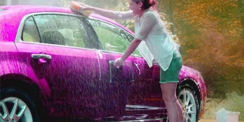 Mencuci mobil sendiri