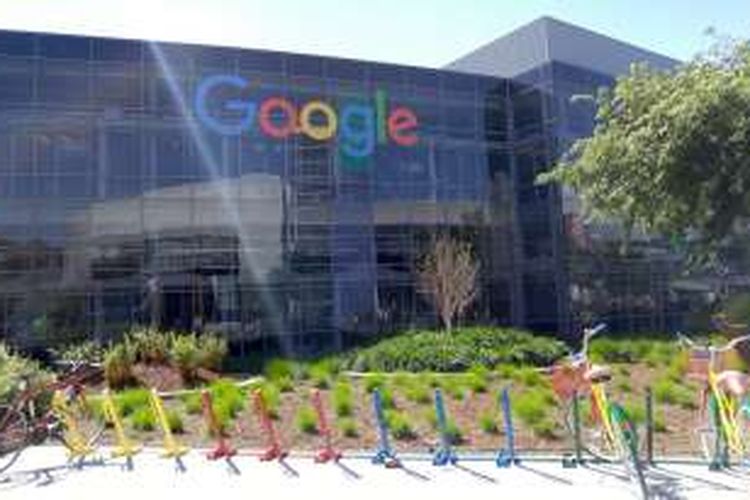 Googleplex, kantor pusat Google yang beralamatkan di 600 Amphitheatre Parkway, Mountain View, Santa Clara County, California, Amerika Serikat. Foto di ambil Selasa (22/3/2016)