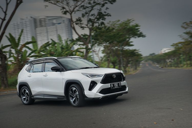 Di segmen SUV, stabilitas dan kenyamanan Toyota Yaris Cross tergolong baik dan memiliki komposisi yang pas