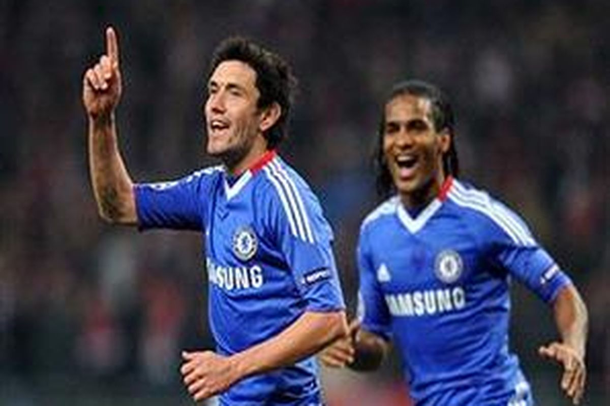 Ekspresi gelandang Chelsea, Yuri Zhirkov, usai mencetak gol pertama timnya melawan Spartak Moskwa (Selasa (19/10/2010).