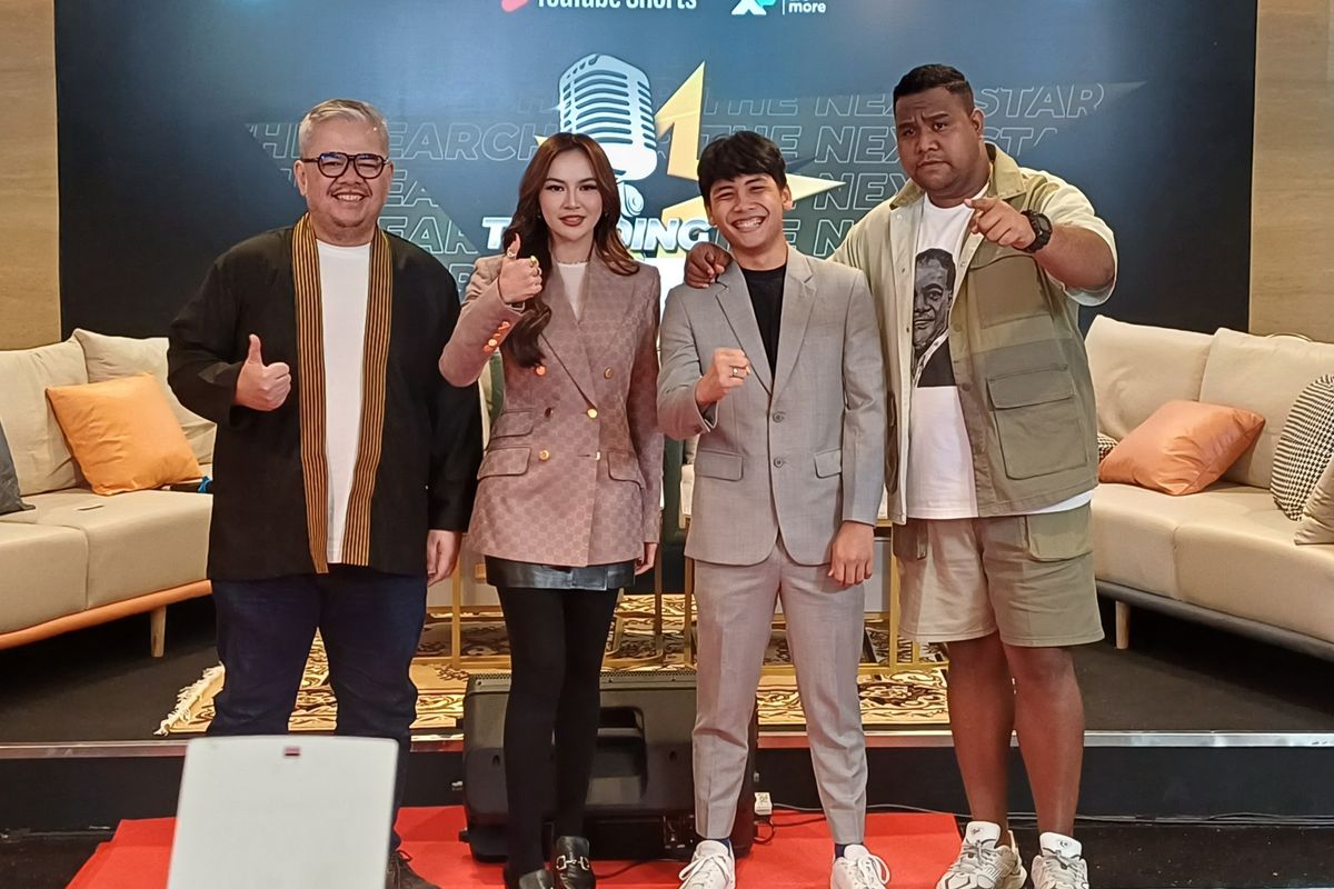 Juri Trending Stars: Coach Indra Aziz, penyanyi Mahalini, penyanyi Andmesh Kamaleng, dan komika Bintang Emon saat konferensi pers di MNC Studios, Kebon Jeruk, Jakarta Barat, Jumat (10/11/2023).
