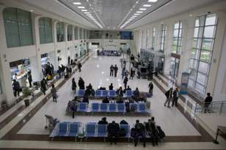 Bandara Internasional Tashkent (Tashkent, Uzbekistan)