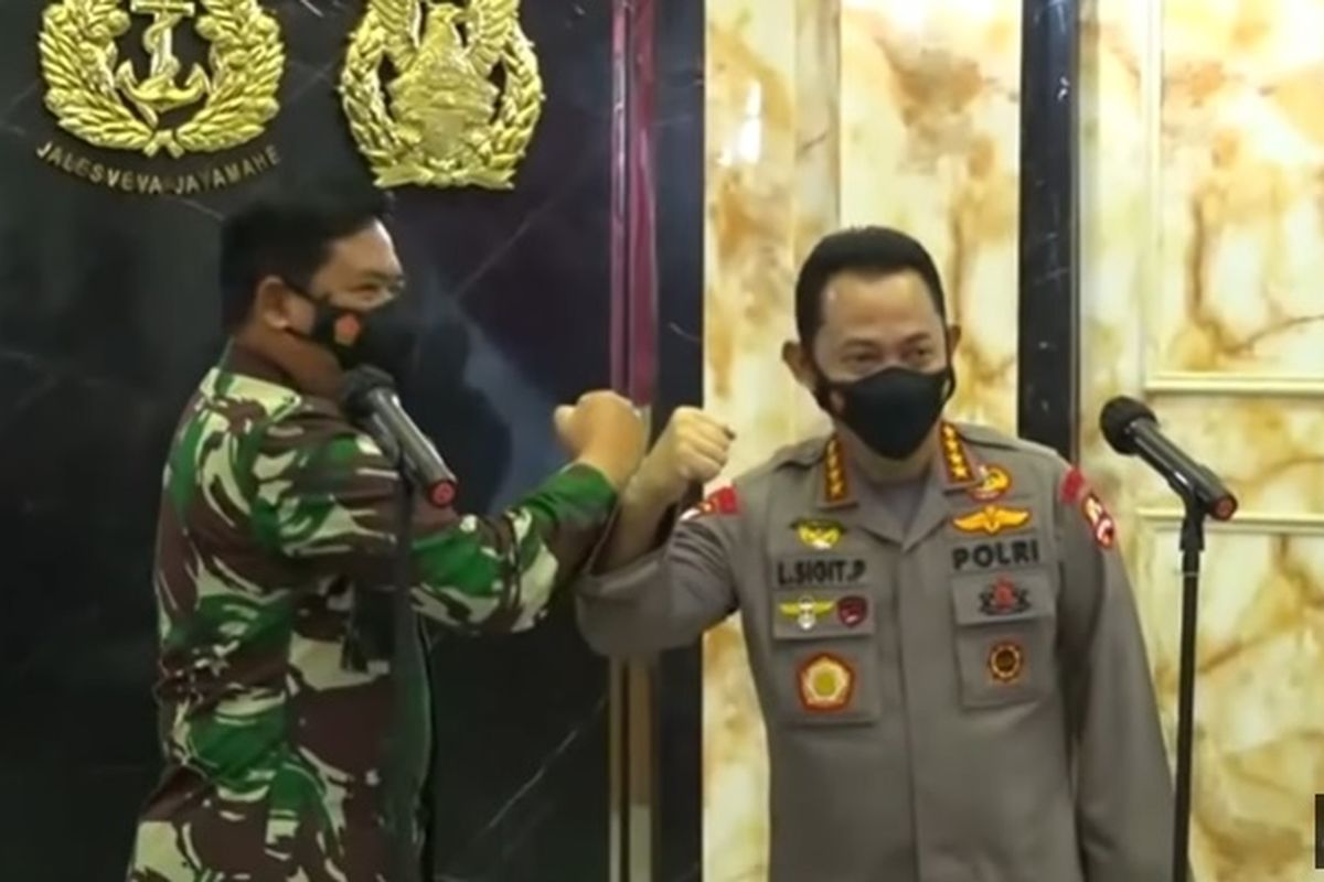 Panglima TNI Marsekal Hadi Tjahjanto dan Kapolri Jenderal (Pol) Listyo Sigit Prabowo.