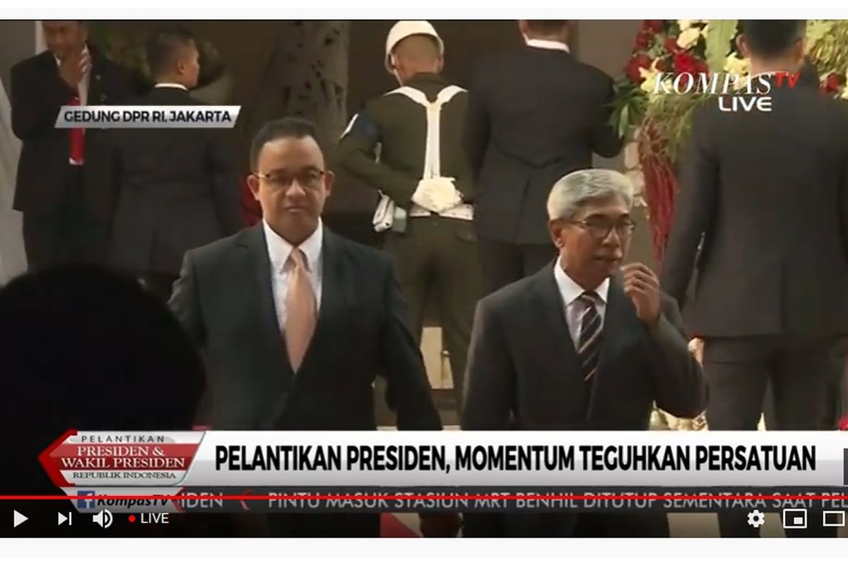 Gubernur DKI Jakarta Anies Baswedan menghadiri acara pelantikan Joko Widodo-Maruf Amin sebagai Presiden dan Wakil Presiden periode 2019-2024, Minggu (20/10/2019). 